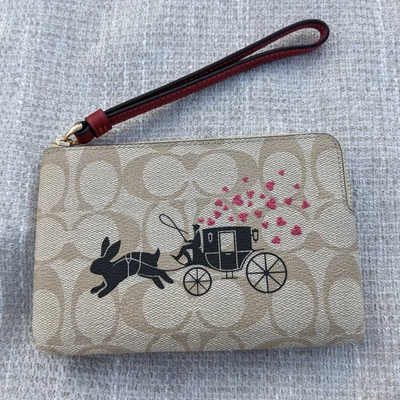 COACH Lunar New Year Rabbit Wristlet Signature Carriage w/Rabbit CF372 NWT - Picture 10 of 11